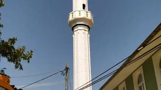 Murat Çelik Minareden dünyaya hizmet