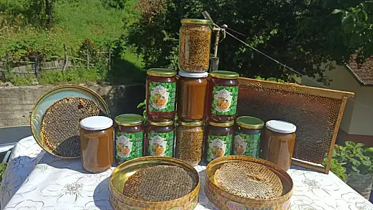 Hakiki kestane balı ve propolis Asar Arıcılık'ta