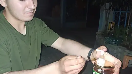 Hakiki kestane balı ve propolis Asar Arıcılık'ta