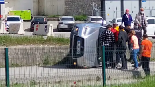 Emniyetin önünde kaza