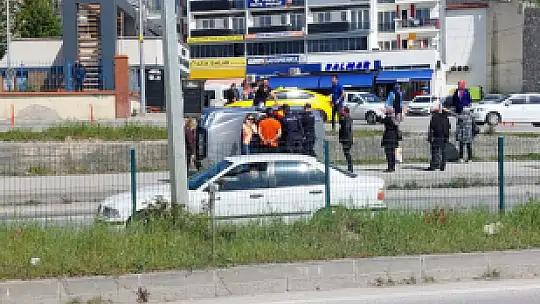 Emniyetin önünde kaza