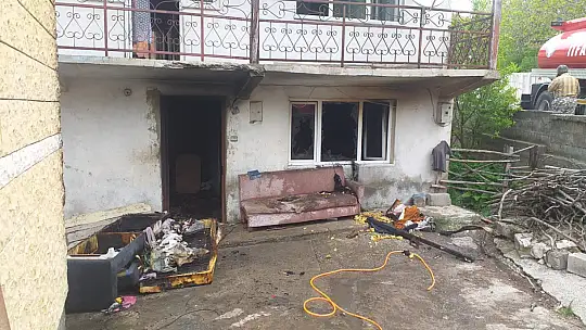 Köyde yangın çıktı