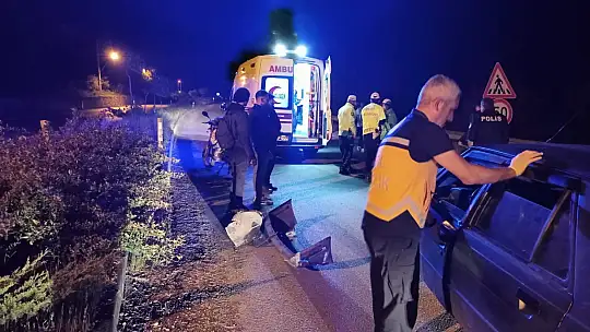 Orta refüje çarptı, sürücü kayıp