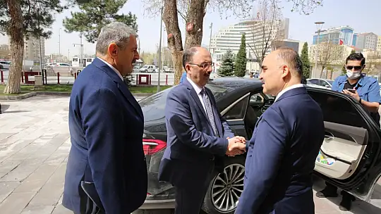 Bartın Valiliğine yeni makam aracı