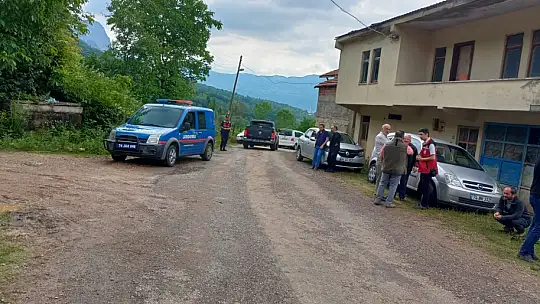 Şehit evinden vefat haberi geldi