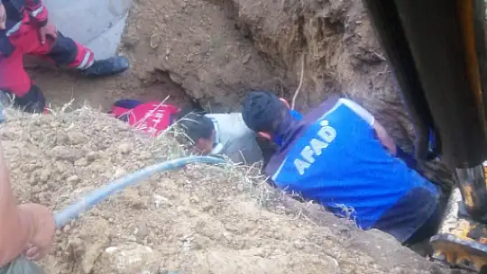Toprak altında kaldı