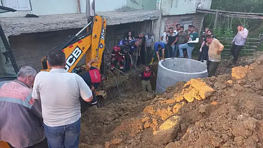 Toprak altında kaldı