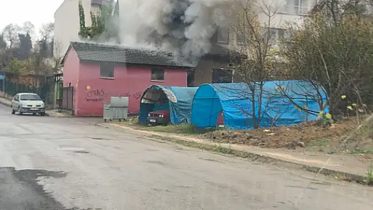 Huzurevinden dumanlar yükseldi