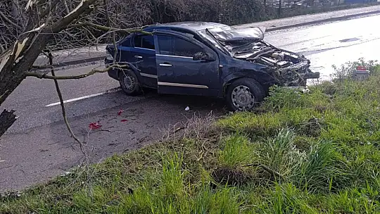 Kontrolden çıkan araç takla attı