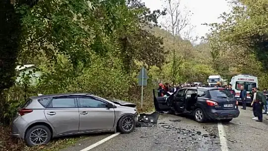 Kafa kafaya çarpışma, 1 ölü 5 yaralı