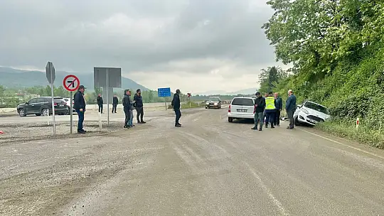 Köprü çıkışında kaza