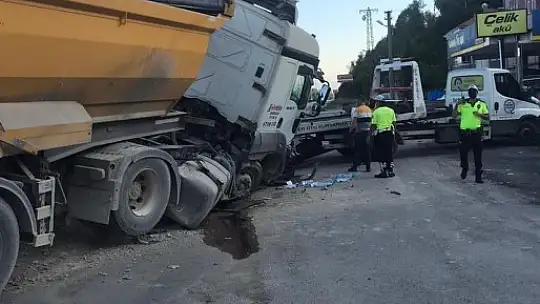Son dakika, Tır ile otomobil çarpıştı