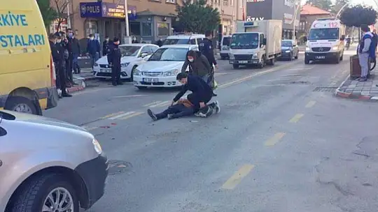 Yere savrulan sürücü yaralandı
