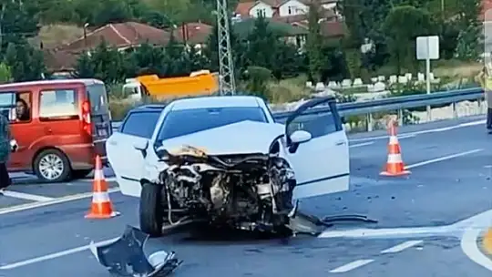 Yeni açılan yolda kaza