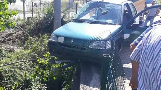 Çaydüzü kavşağında kaza