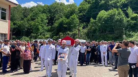 Şehit cenazesinde feryatlar yürekleri dağladı