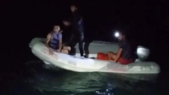 5 kişi koyda mahsur kaldı