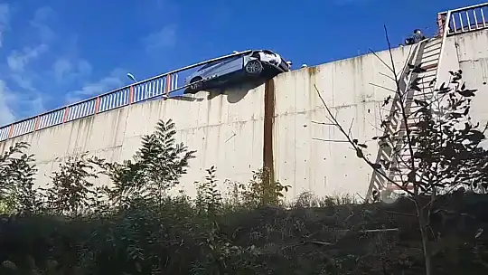 Uçmasına ramak kaldı