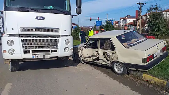 Çatmaca çevre yolunda kaza