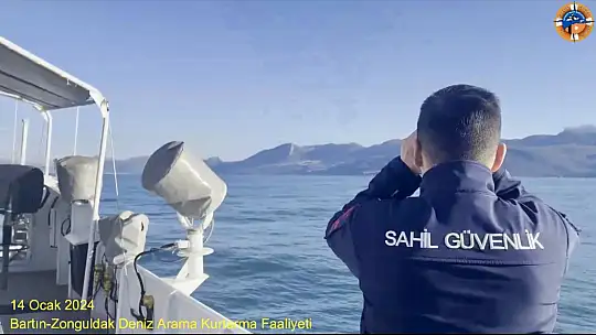Sahil Güvenlik kayıp gemiciyi arıyor