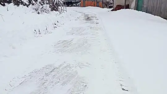 Bartın'da 35 köy yolu kardan kapandı