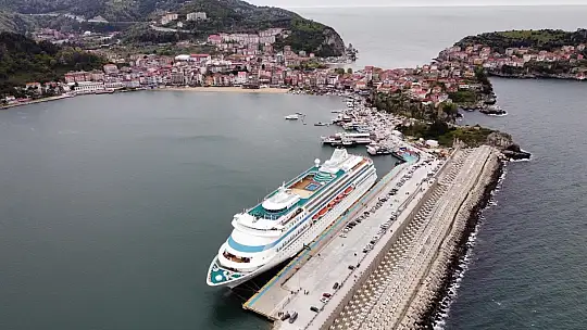Amasra'ya 1 yılda 18 bin Rus turist geldi