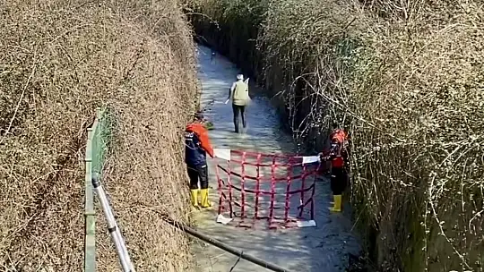 Su kanalında operasyon