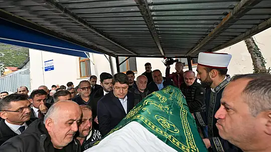 Bakan Tunç cenazeye katıldı