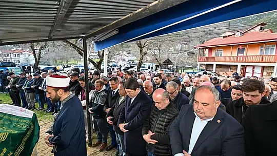 Bakan Tunç cenazeye katıldı
