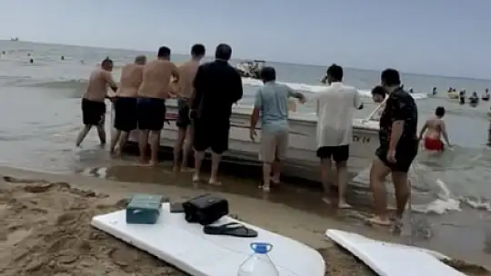 Bartın'da gezi teknesi alabora oldu