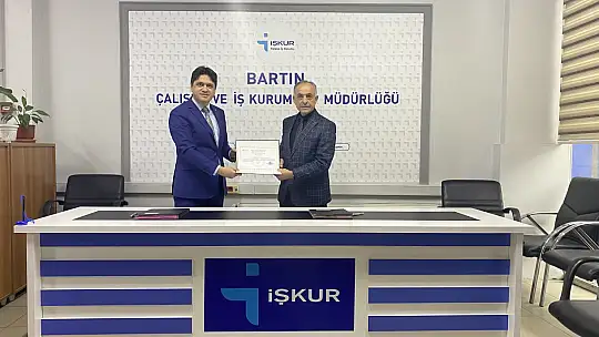 Refik Akmaz ilklere imza atmaya devam ediyor