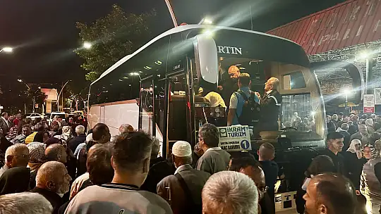 İkram turizm hac kafilesi dualarla uğurlandı