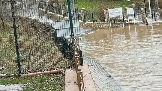 Son dakika, Bartın'da ırmak taştı