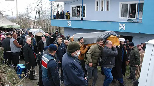 5 kişilik aile toprağa verildi