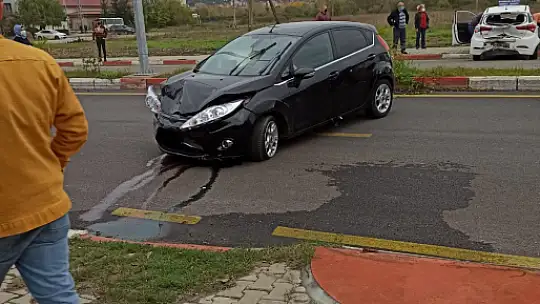 Arkadan çarptı, karşı şeride geçti