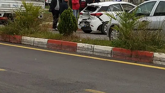 Arkadan çarptı, karşı şeride geçti