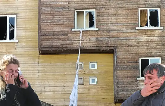 Pencerelerden çarşaflarla inmeye çalıştılar