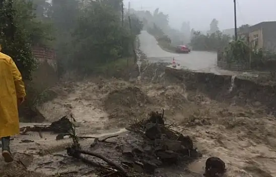 Kurucaşile sele teslim