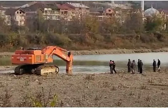 Yıkamak için gitti, suya gömüldü