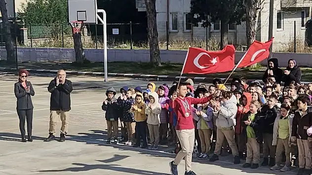 Bartınlı öğrenciden Türkiye derecesi