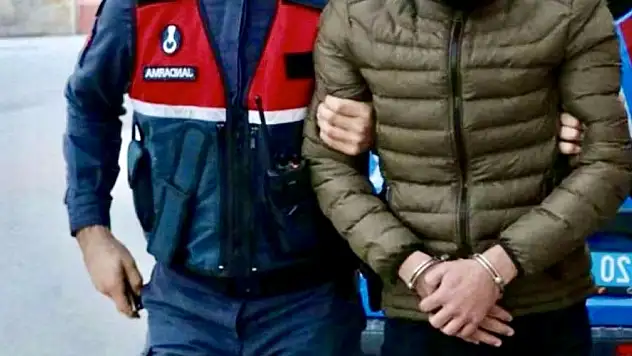 Gece operasyonu: Para ve uyuşturucu