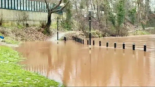Karlar eridi, Bartın ırmağı taştı
