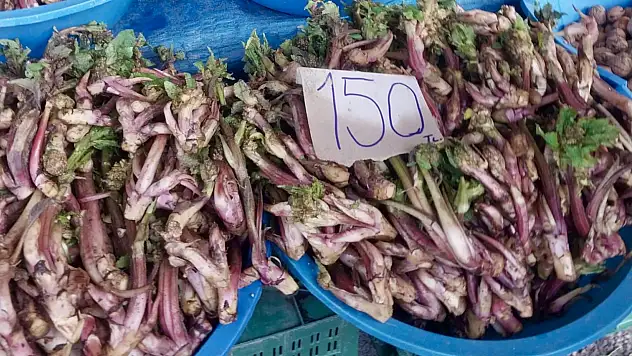 Pazarda ıspıt bolluğu