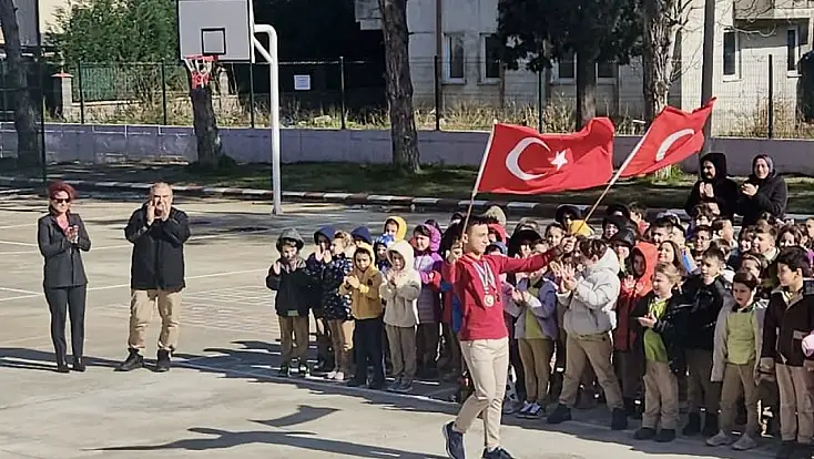 Bartınlı öğrenciden Türkiye derecesi