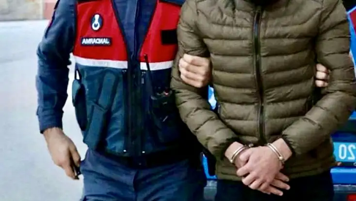 Gece operasyonu: Para ve uyuşturucu