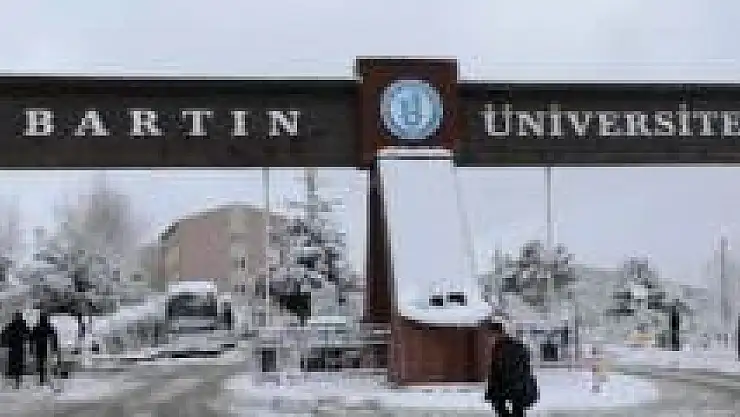 'Üniversitemiz her derdimizle dertleniyor'
