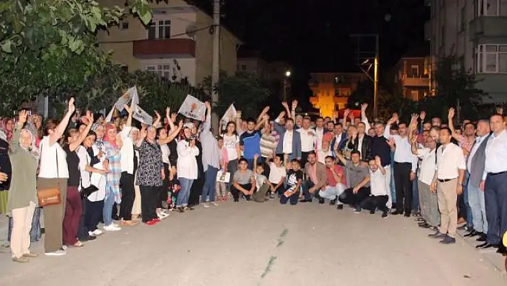 Ak Parti mahallelerde gövde gösterisi yaptı