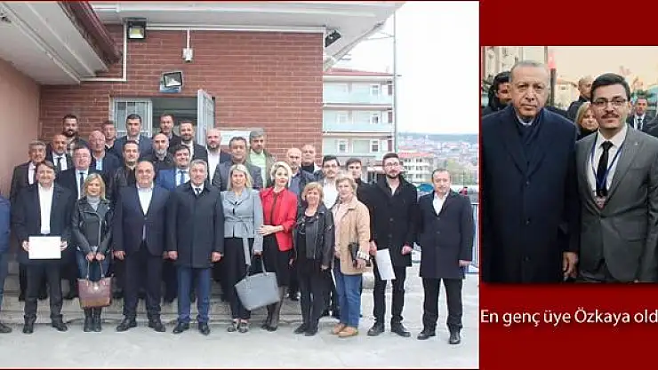 Ak Partili Meclis Üyeleri mazbatalarını aldı
