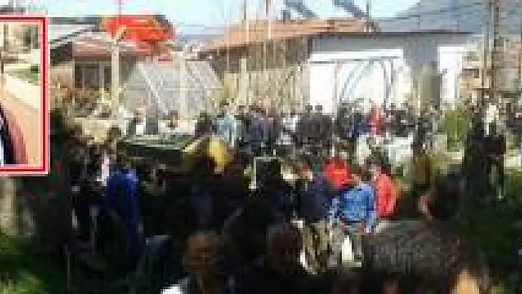 Amasra Berk'i gözyaşları ile uğurladı