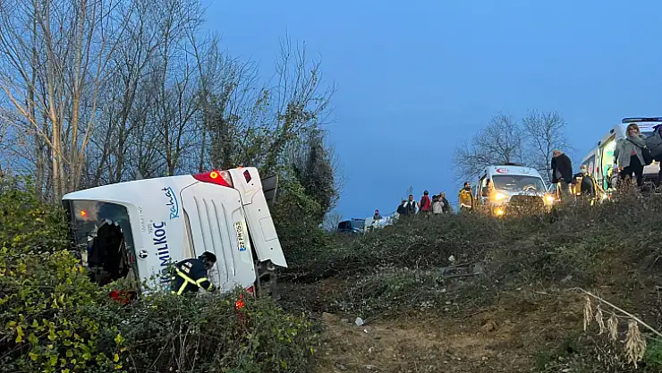 Bartın'da otobüs devrildi